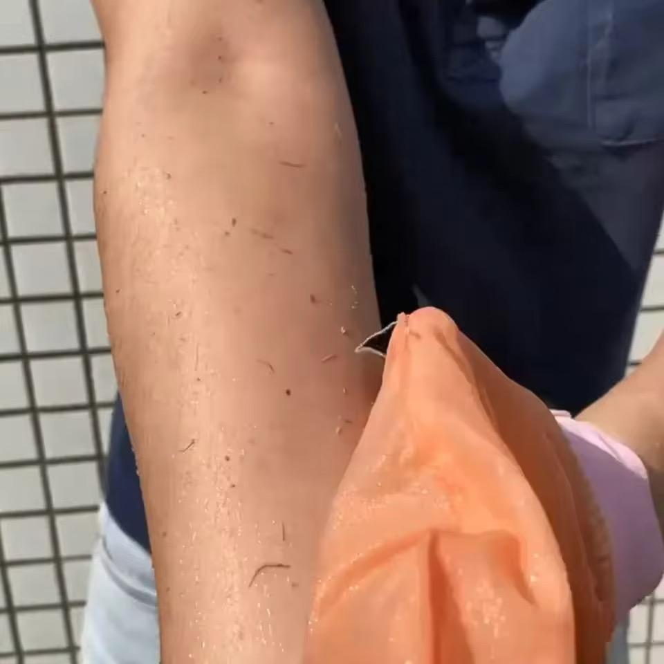 Gant anti-peau morte